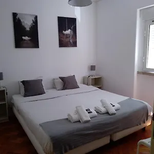 Casa de Férias Oriente Dna Ii